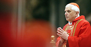 Haber | Eşcinseller artık papazlık yapamayacak