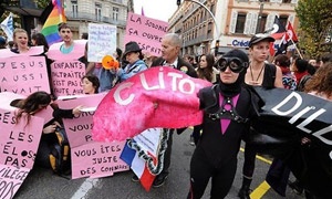 Haber | Avrupa`nın ilk `gay` camisi açıldı!