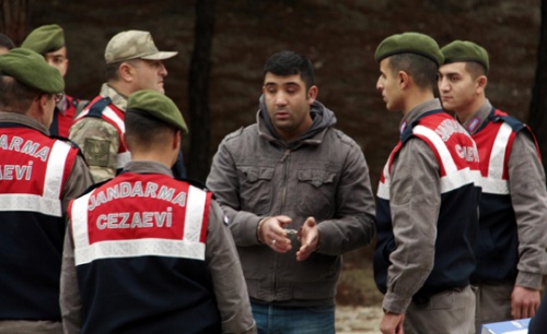 Haber | Eniştesini eşcinsel olduğu için öldürmüş