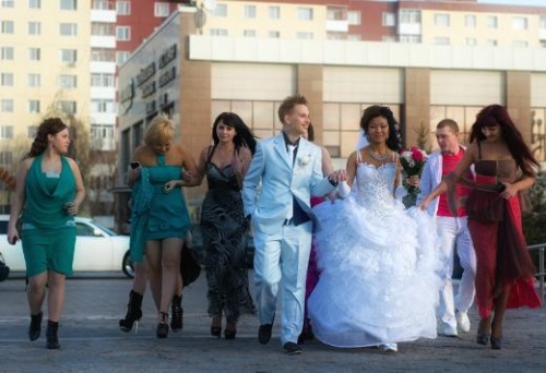 Haber | Kazakistan`ın `ilk eşcinsel düğünü`