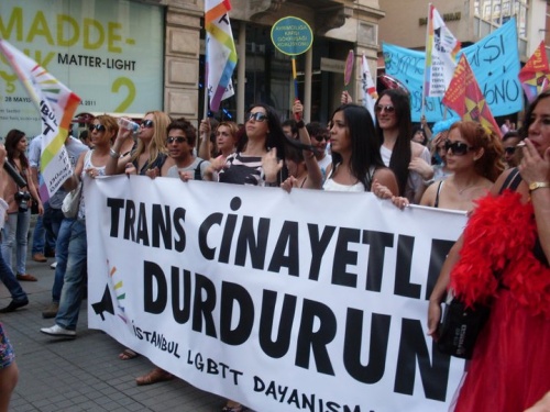 Haber | Meis Sitesi Kurşunlandı!