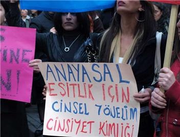 Haber | Cinsiyet Değiştirme Ameliyatını Üniversite Üstlendi