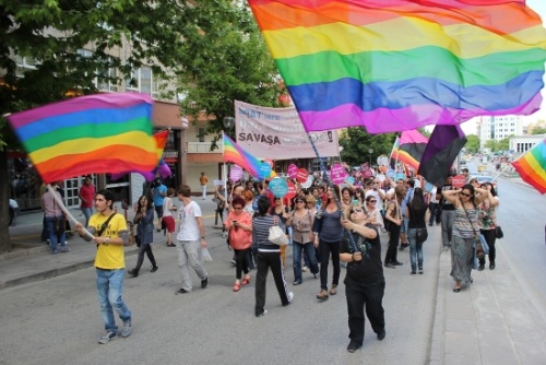 Haber | Yeni Yıl LGBT’ler İçin Yasama mı Yas mı Getirecek?