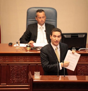 Haber | Makedonya meclisi eşcinsel evliliklere karşı