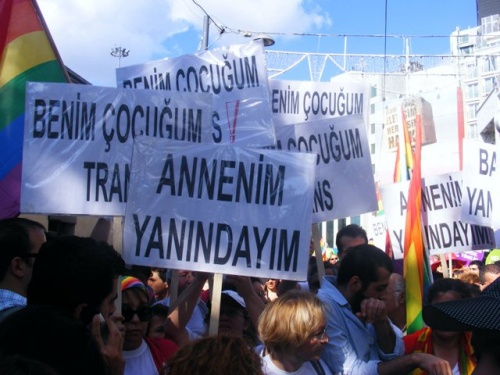 Haber | Ankara Gökkuşağı Aileleri Kaos GL ile Buluştu