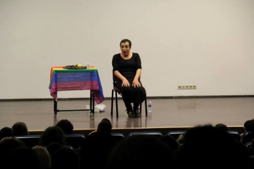 Haber | LeGeBİT’in Konuğu Esmeray, Bohçasını İzmirliler İçin Açtı