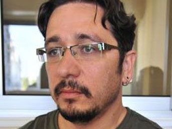 Haber | Gay olduğun için mi küpe takıyorsun?` davası