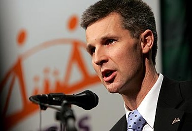 Haber | Eşcinsel diplomat krizi büyüdü! 