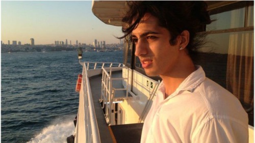 Haber | İran Eşcinselleri cinsiyet değiştirmeye zorluyor