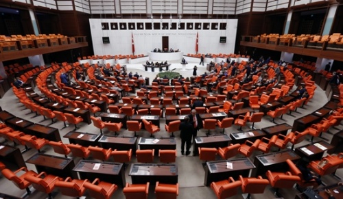 Haber | Milletvekili Tanal, Hükümet’e LGBT Yurttaşların İnsan Haklarını Koruma Çalışmalarını Sordu