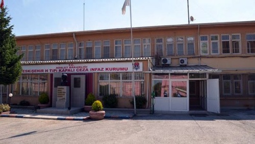 Haber | Eşcinsel mahkumlar isyan etti: Kuran kursu bize yasak