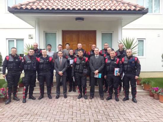 Haber | Arnavutluk polisine LGBTİ eğitimi