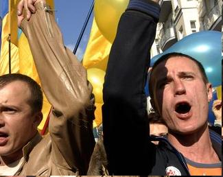 Haber | Yeni yasa eşcinsellere karşı nefreti ve ayrımcılık yapanı hapis cezasına çarptırıyor! 