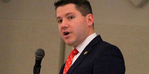 Haber | LGBTİ KARŞITI, MUHAFAZAKAR POLİTİKACININ EŞCİNSEL İLİŞKİYE GİRDİĞİ ORTAYA ÇIKTI