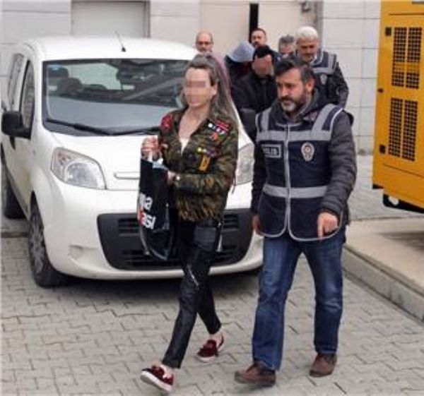 Haber | Gözaltına Alınan, Travesti İlan Sitesi Yöneticileri Adliyeye Sevk Edildi