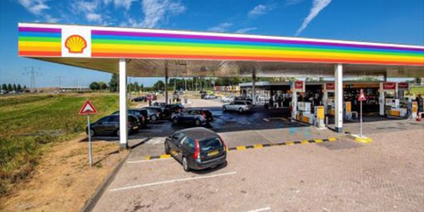 Haber | SHELL, LGBTİ+’LERE AYRIMCILIK YAPMADIĞININ ALTINI ÇİZDİ