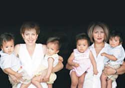 Haber | Lezbiyen çiftin dördüzü oldu